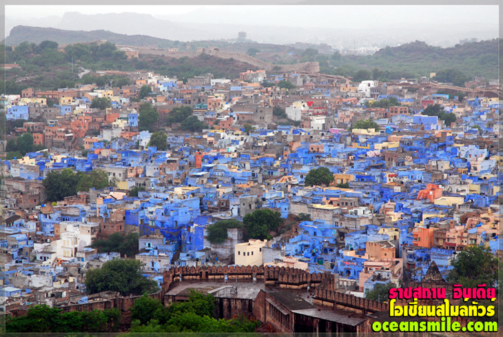 รูปตัวเมืองจ๊อดปูร์ (Jodhpur) นครสีฟ้า