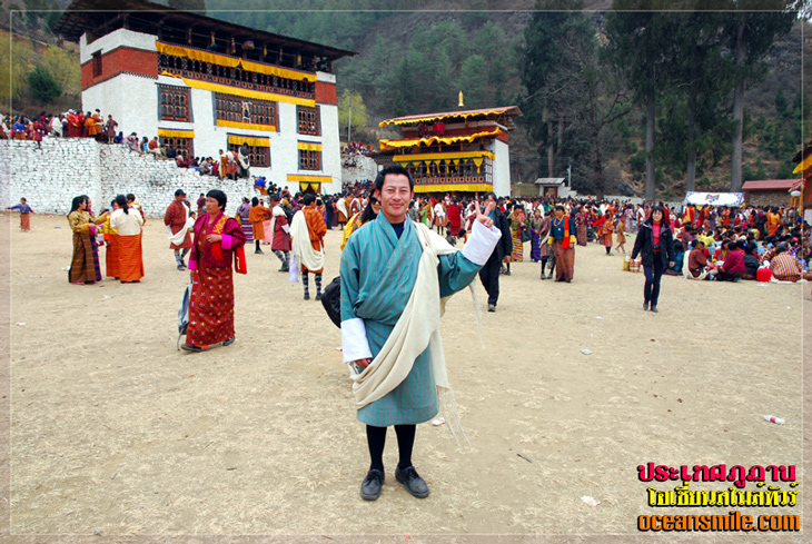 รูปการแต่งกายภูฏาน ชุดประจำชาติภูฏาน